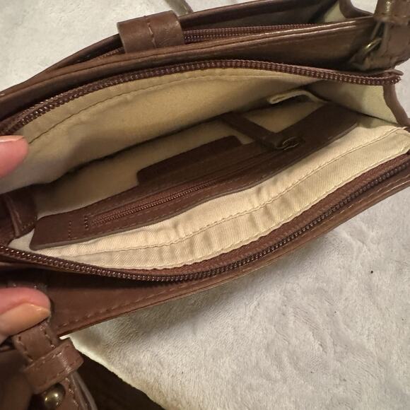 Lucky Brand Leather Crossbody Shoulder Bag Organizer Brown Boho Small wallet - Picture 6 of 7